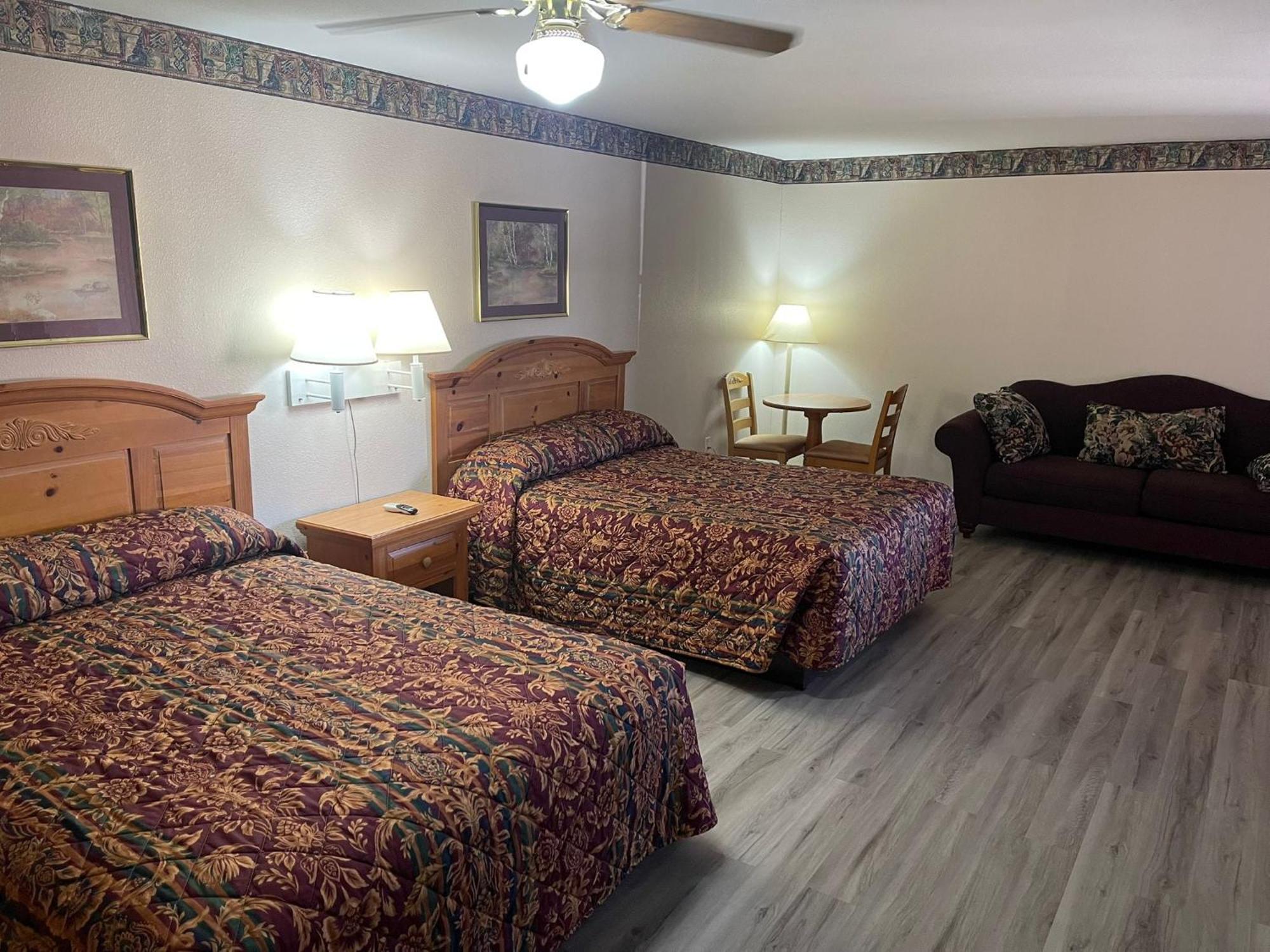 Lakeside Inn & Suites Mathis Exterior foto